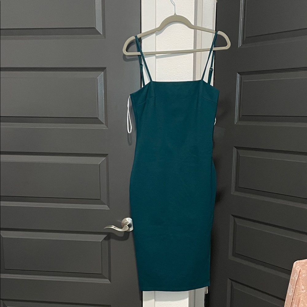 Lulu's Elegant Teal Midi Dress with Straps
